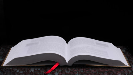 小学数学四年级下册第九单元植树问题的口诀!