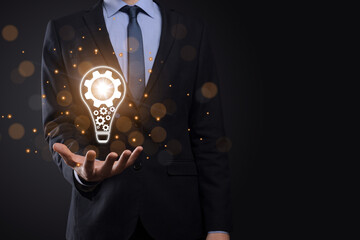 结婚还有离婚的英语怎么说