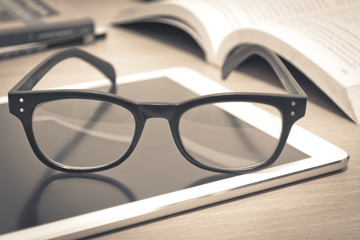 外国文学常识（14）列夫托尔斯泰及其作品简介